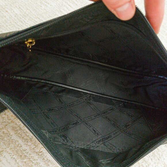 Vintage Longchamp Black Pebbled Leather Crossbody with Gold Hardware - Picture 8 of 12